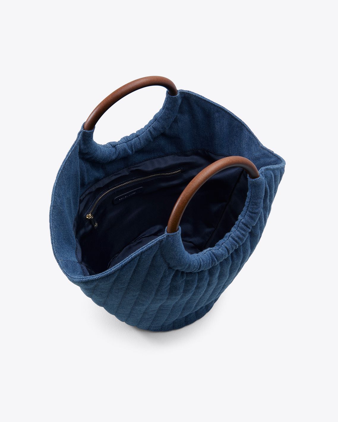 Paige Tote Bag in Chambray – Draper James