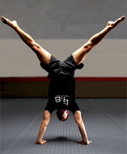 Freestanding handstand push ups