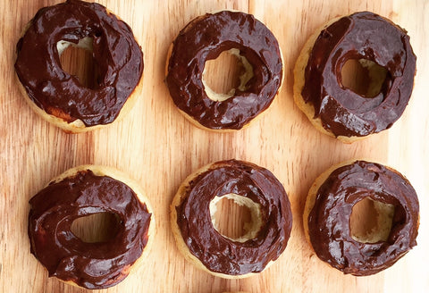 Low carb chocolate donuts