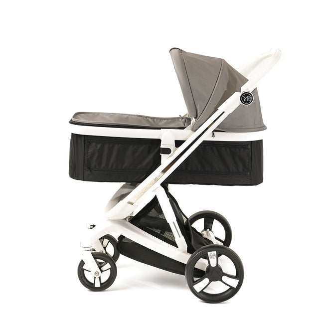 baby carry cot with wheels