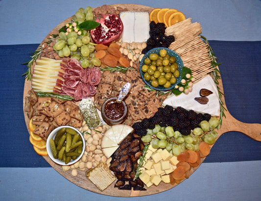Crafting A Beautiful Cheeseboard