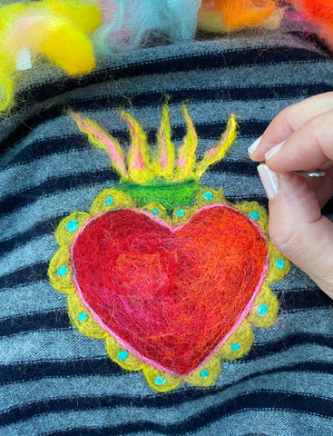 upcycling with needle felting and wool : patch-o-wool
