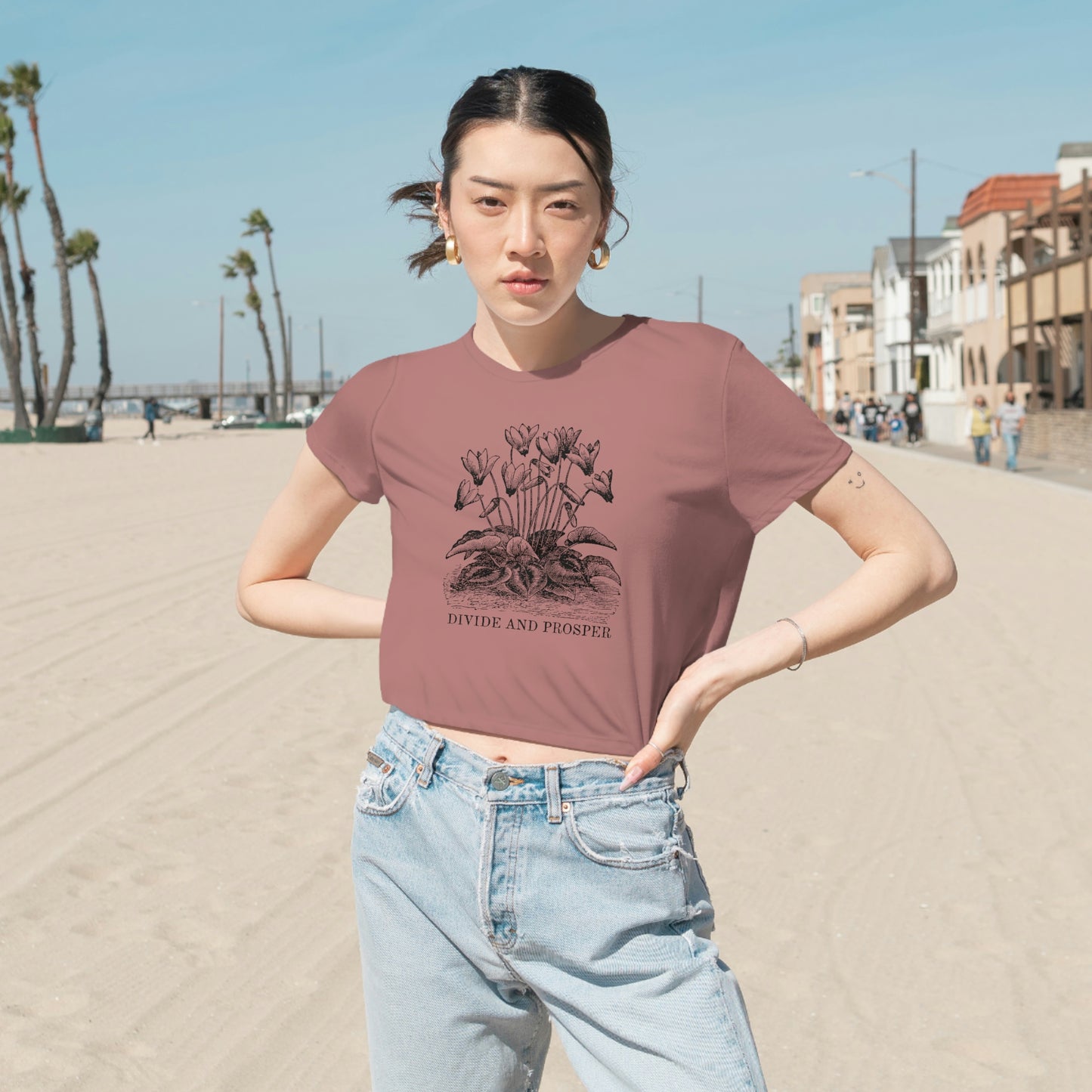 DIVIDE AND PROSPER- Women's Flowy Cropped Tee