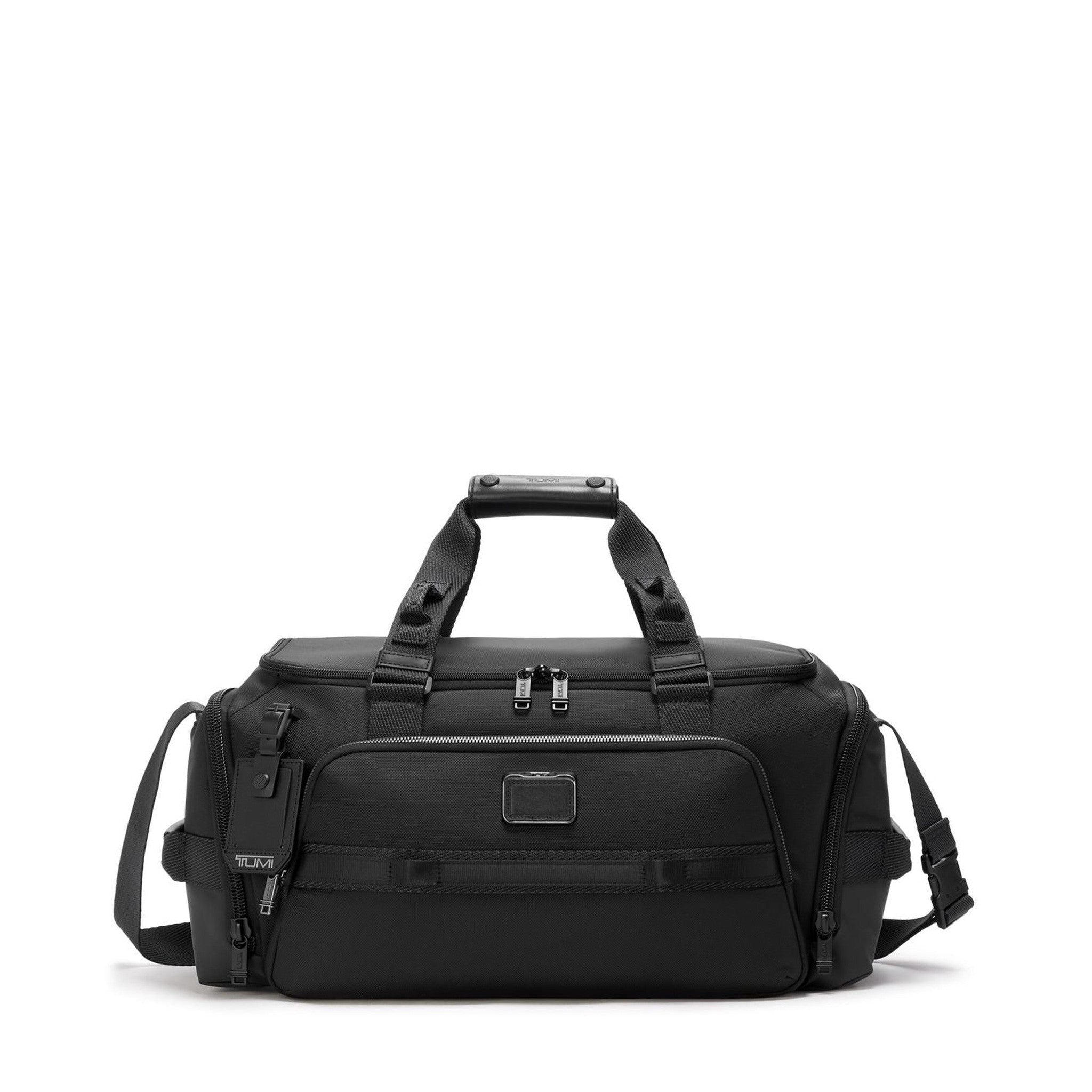 tumi holdall