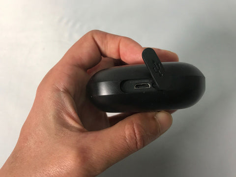 Audio46: JBL Tune 120TWS True Wireless Earphones Review Micro USB charging connection