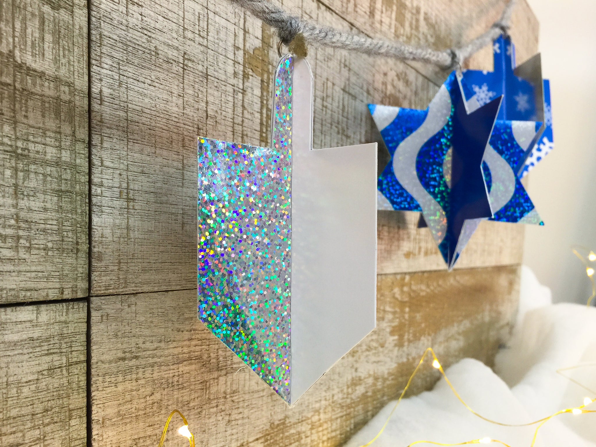 Dreidel and star of David Hanukkah garland DIY paper decoration