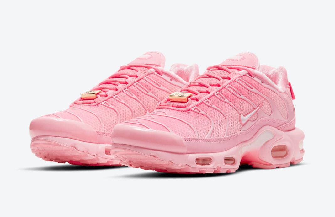 foot locker pink tns