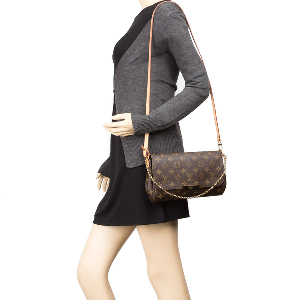 Louis Vuitton Monogram Favorite Clutch PM Bag (Pre Owned) - 2384009 | LuxeDH