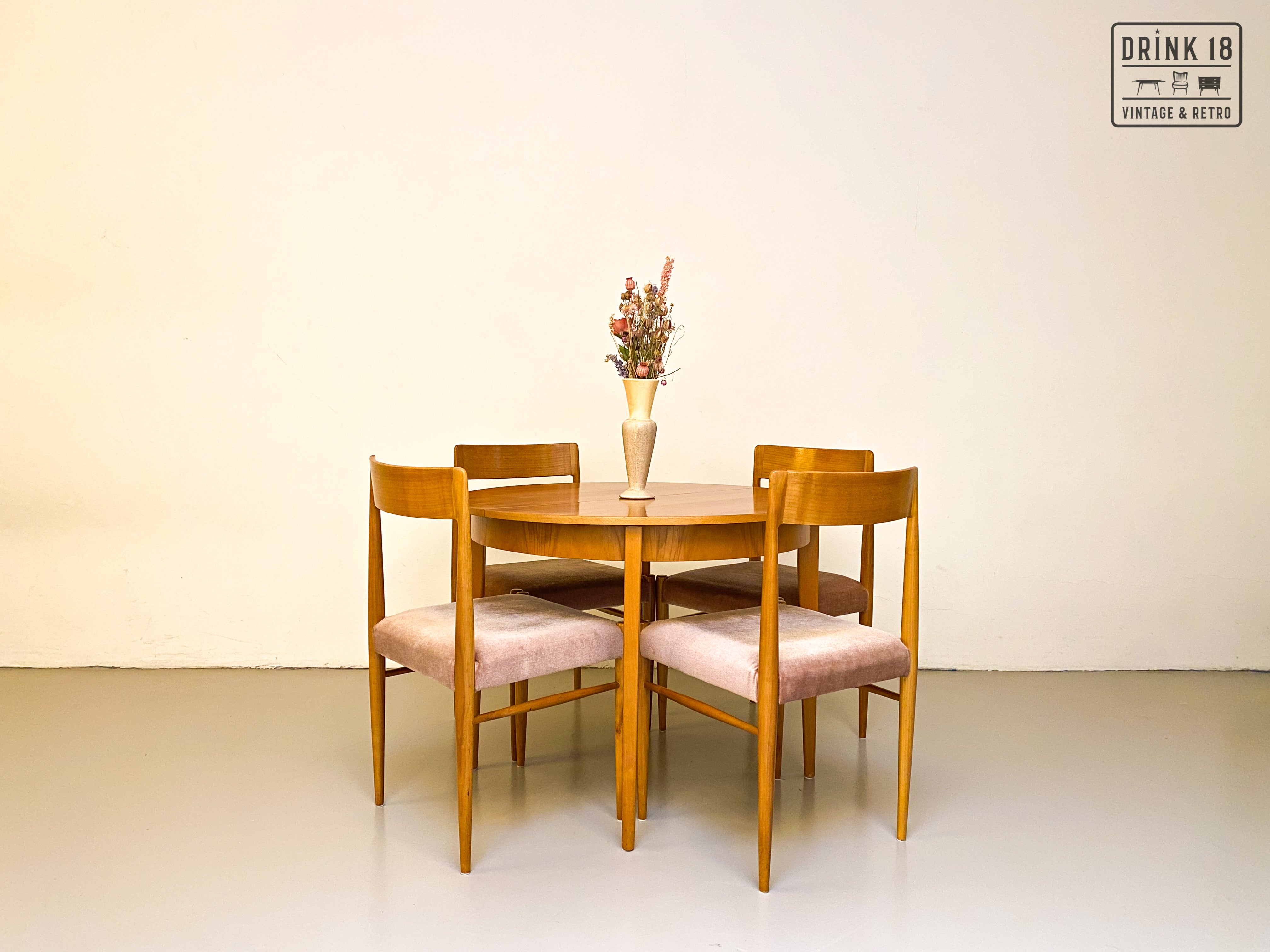 retort Ellendig goud Vintage - Verlengbare ronde eettafel met vier stoelen – Drink 18