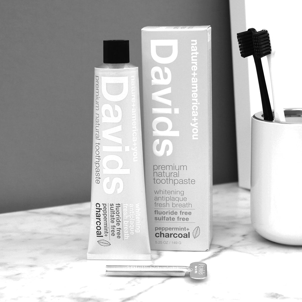 Davids-Peppermint+Charcoal Premium Natural Toothpaste-
