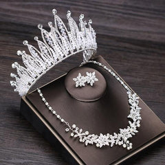Complete Tiara Set Earrings and Necklace 3dvanity.com