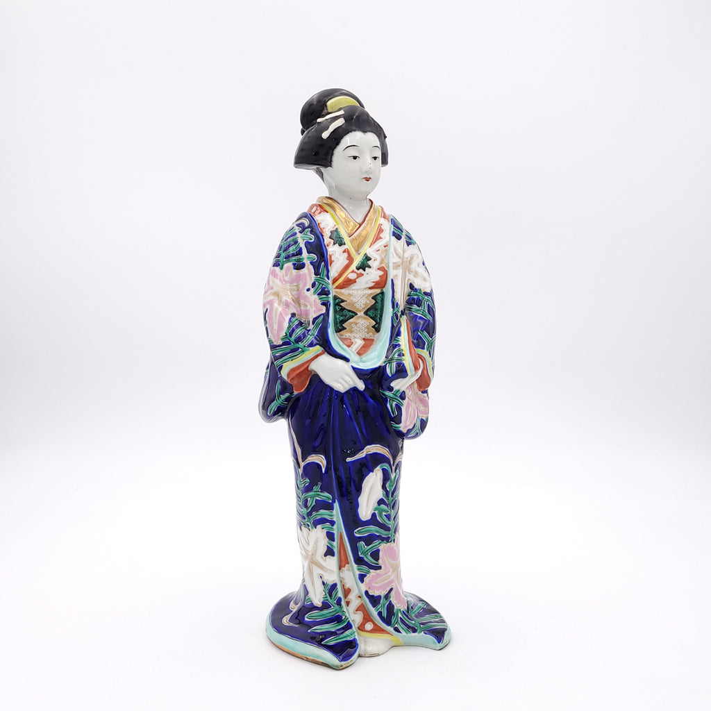Imari Japanese Figure of a Courtesan, Meiji Period circa 1880
