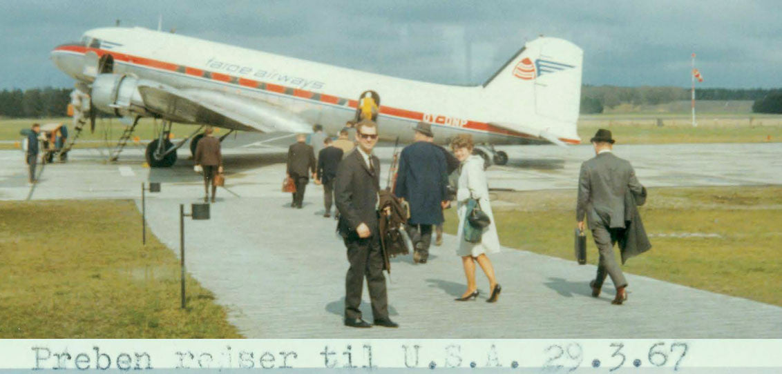 Preben and Lis boarding a plane in 1967