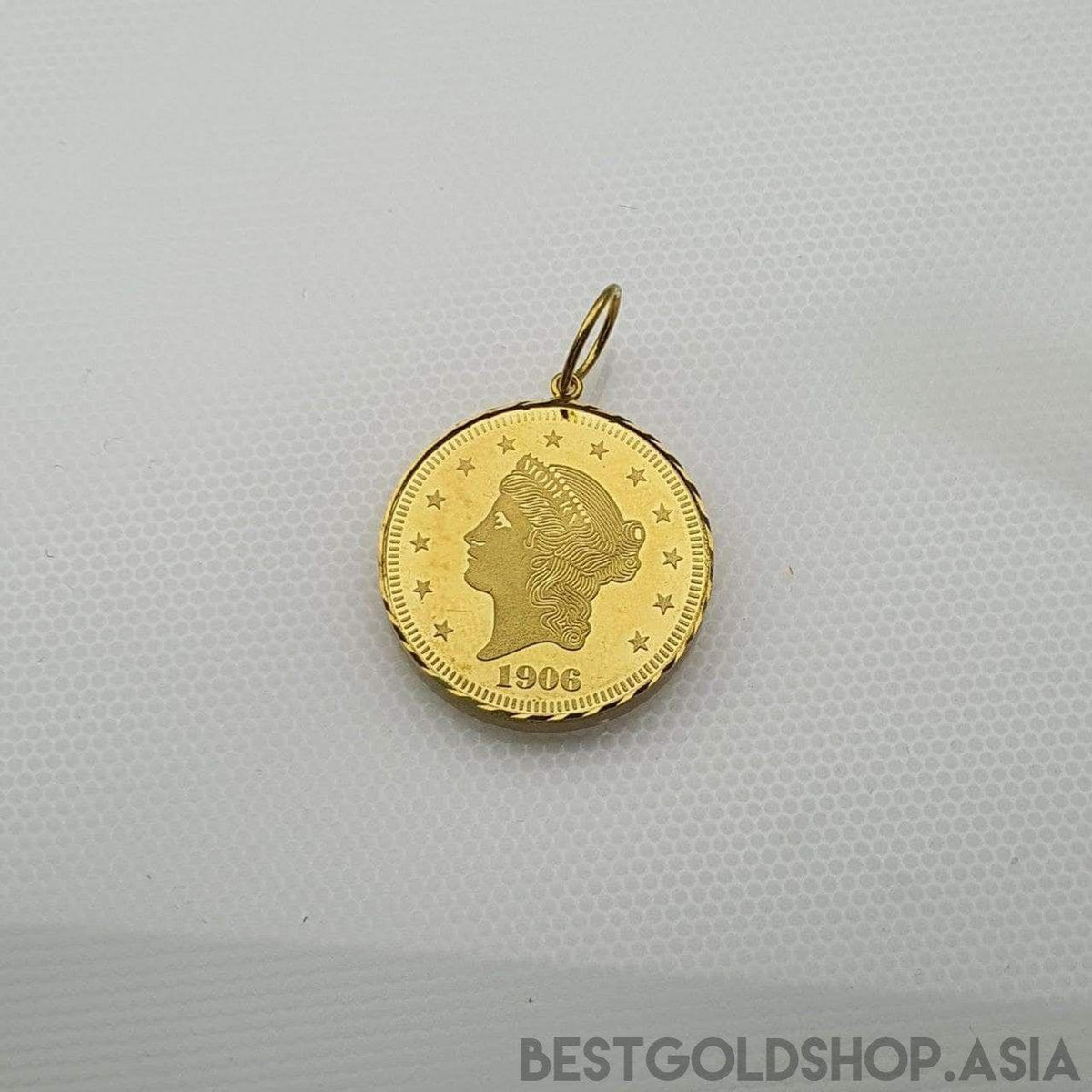 22k gold coin pendant