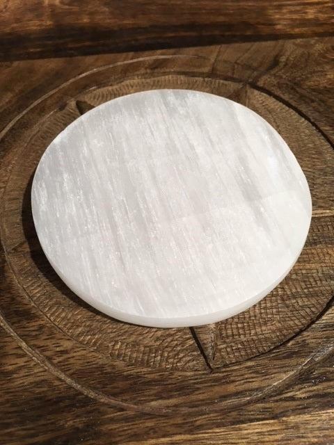 Selenite Round Charging Plate 10cm