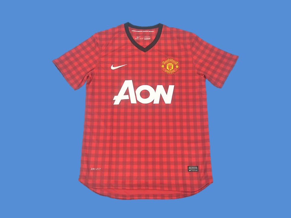 man united vintage jersey