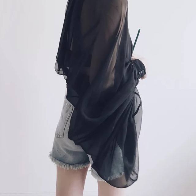 Bowknot Chiffon Blouse with very Long sleeves - Black
