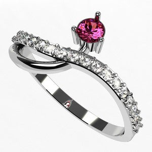 bague avec diamant rose