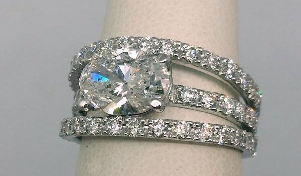 grosse bague diamant pour fiancailles a plus de 5000 euros et moins de 10 000 euros