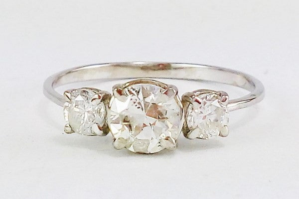 trilogie de diamants pour bague fiancailles or blanc