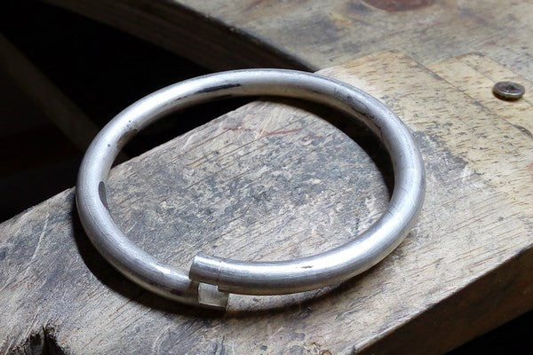 bracelet jonc à vis en argent