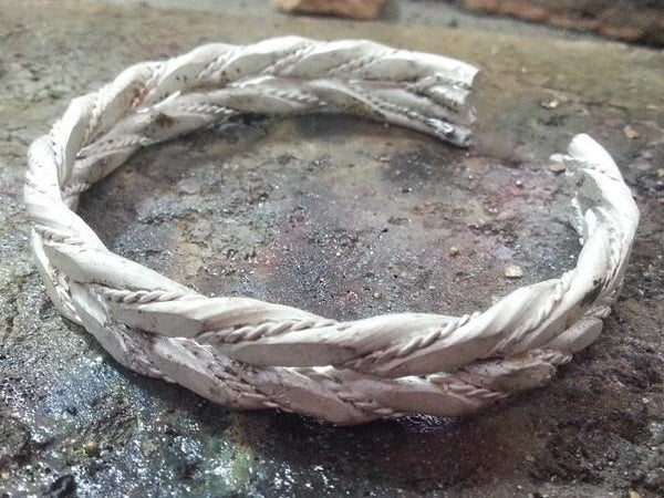 fabrication d'un bracelet rigide ouvert pour femme en argent