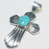 pendentif croix en argent avec pierre turquoise