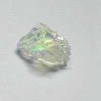 sous un autre angle, la même opale translucide