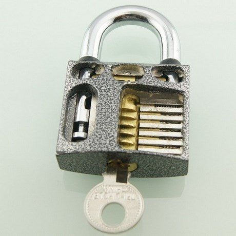 vu mécanisme cadenas en acier