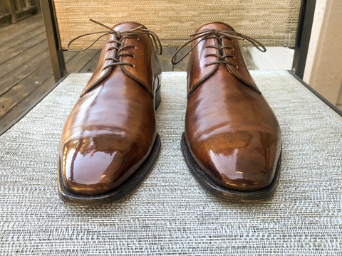 Magnanni Calfskin Derby Shoes Naturally Polished to a Mirror Shine