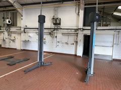 Nussbaum Car Lift