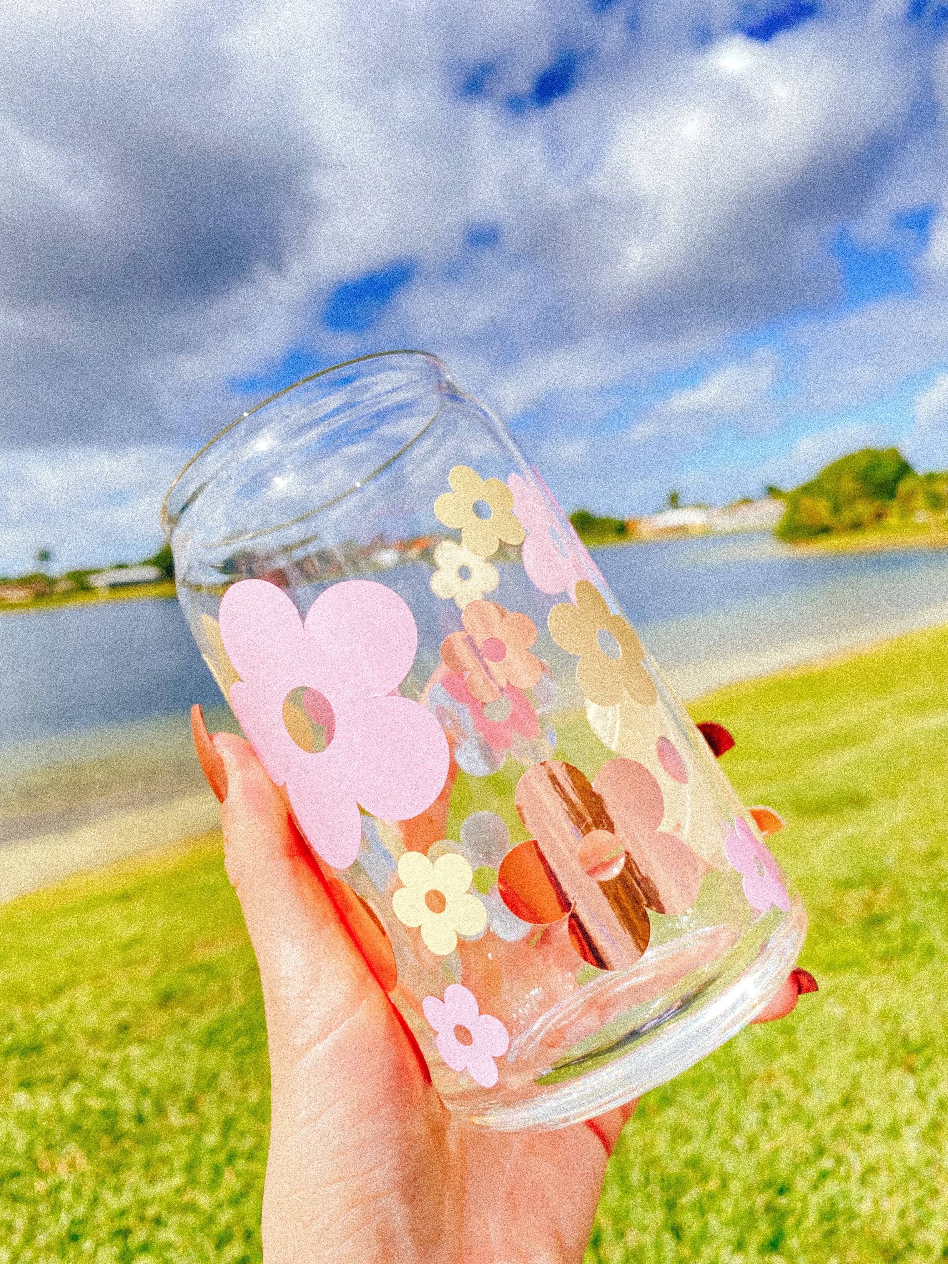 Pink Daisy Glass Can Cup