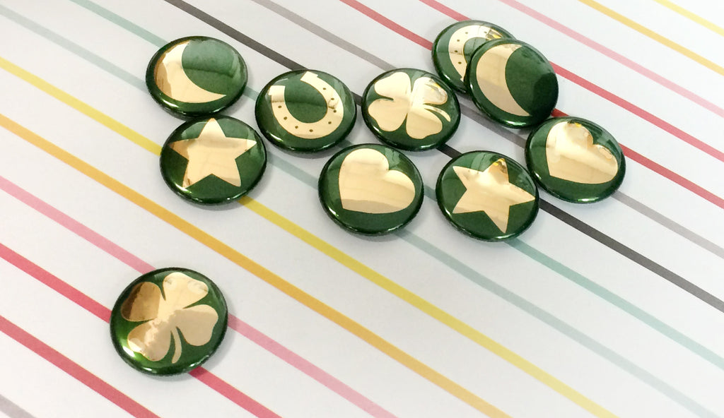 Goil shiney lucky charm buttons for St. Patrick's Day!