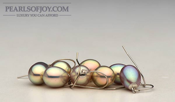 Drop shaped freshwater pearl earrings