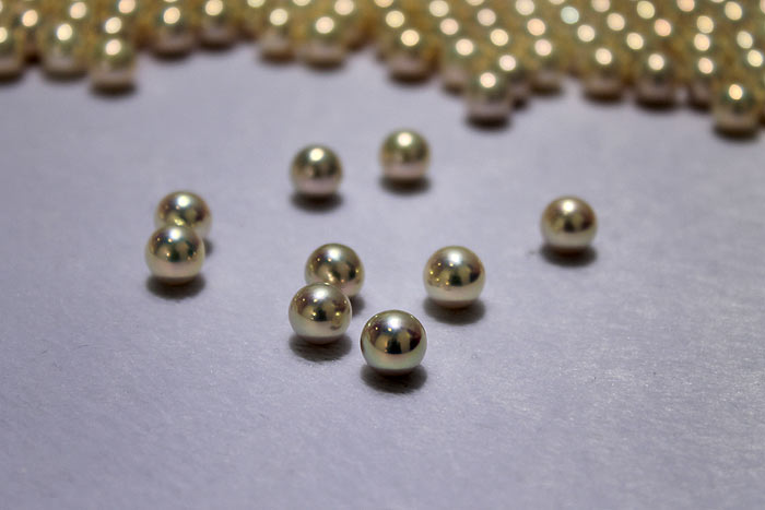 true metallic freshwater pearls