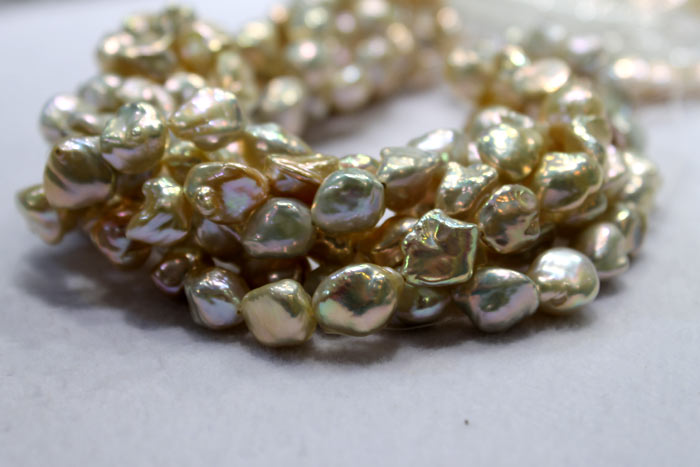 another close up of the beautiful keshi pearls