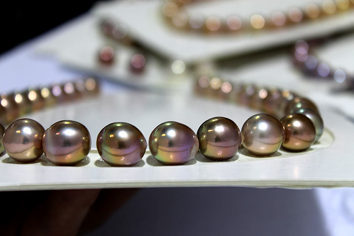 Edison pearls with purple overtones