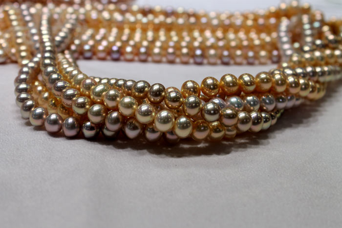 metallic pearl strands