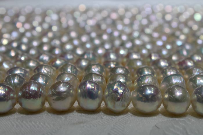 big white ripple pearls