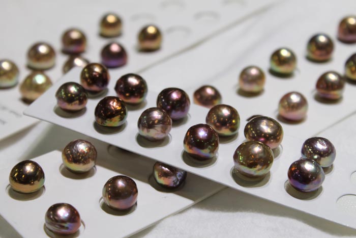 matched pairs of metallic pearls