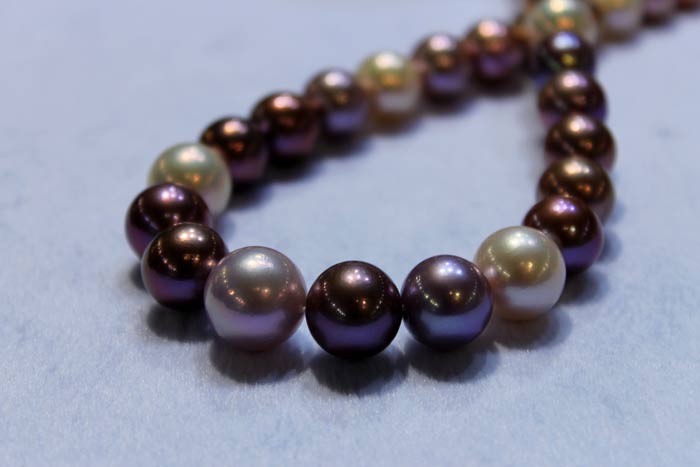 Edison Pearl necklaces