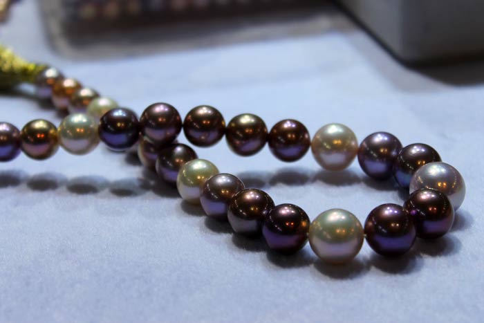Edison Pearl necklaces