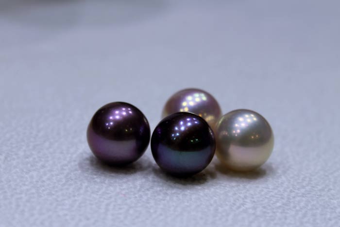 rarecolored Edison pearls