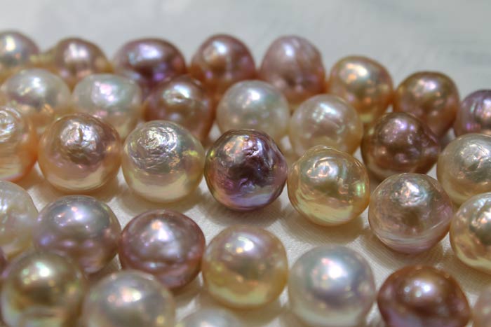 close up of ripple pearls in different colors