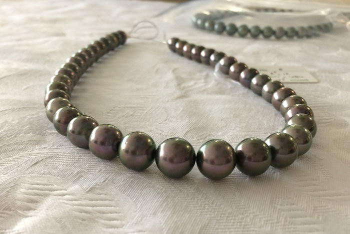 fancy color Tahitian pearls