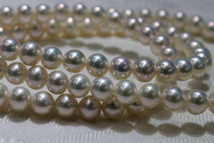 strands of white pearls