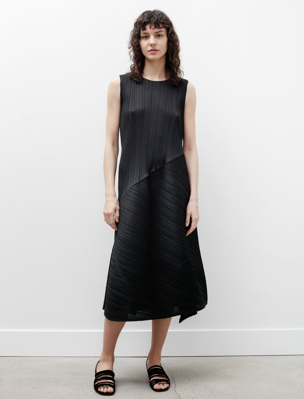 即日出荷 – PLEATS Neighbour Miyake Issey Black PLEASE ISSEY MIYAKE