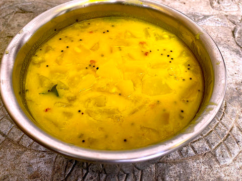 Malabar Vellarikka Kootu (Malabar Cucumber Lentil Curry) – GirijaPaati Style South Indian traditional vegetarian recipes from an Indian grandmother's kitchen www.girijapaati.com