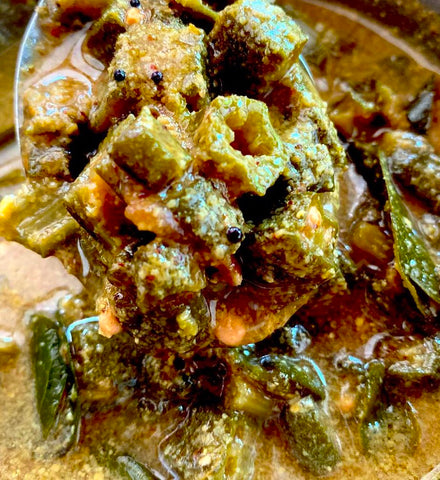 Vendakkai Pachadi (Ladies Finger / Bhindi Sweet & Spicy Curry) – GirijaPaati Style South Indian traditional vegetarian recipes from an Indian grandmother's kitchen www.girijapaati.com