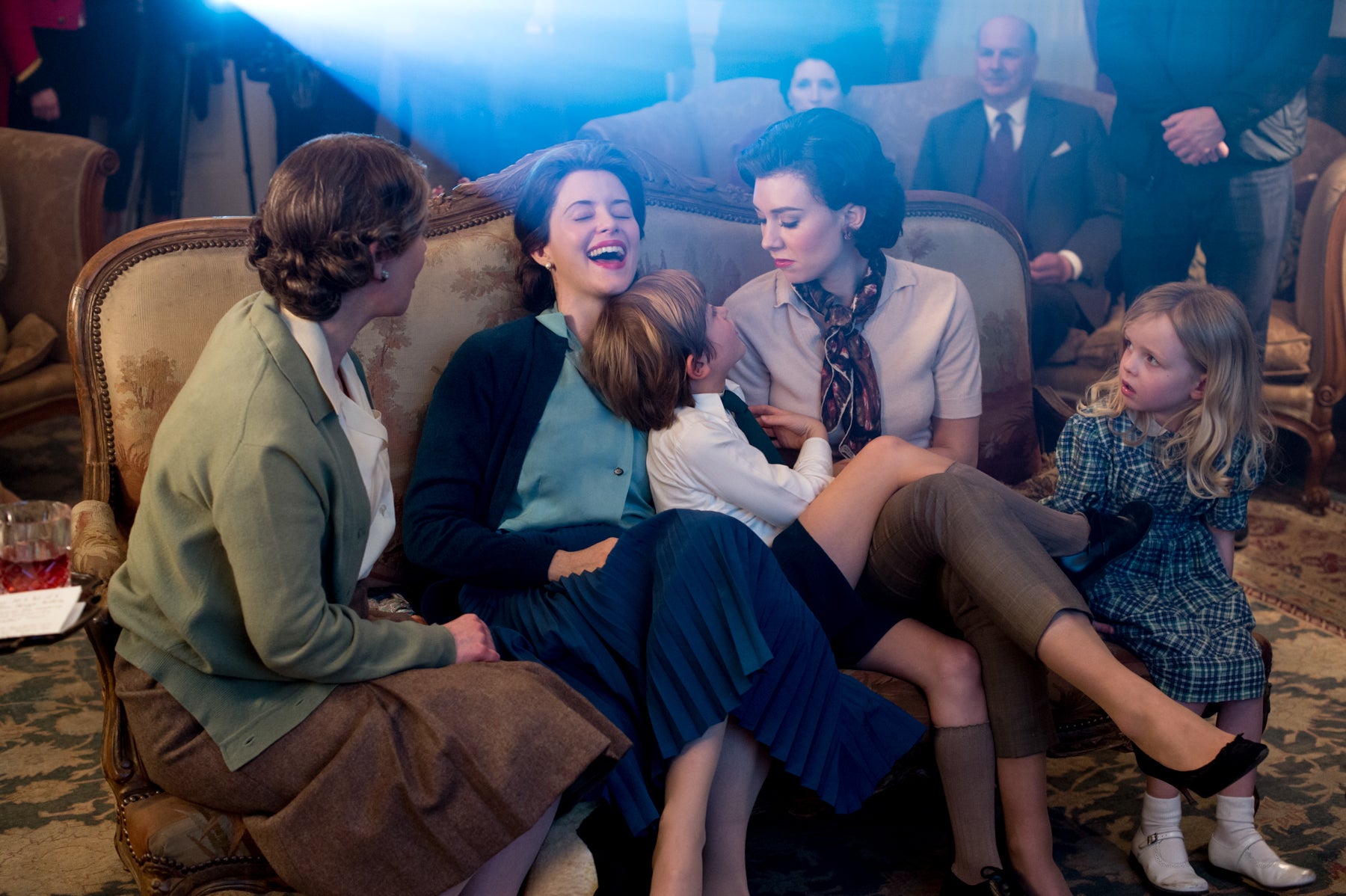 Queen Elizabeth is surrounded by loved ones, including Princess Margaret and the Queen Mother (Victoria Hamilton)